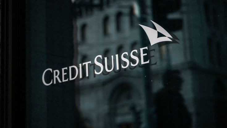 Crisi delle banche in Europa: crolla anche Credit Suisse. Prestito da banca centrale fino a 54 miliardi
