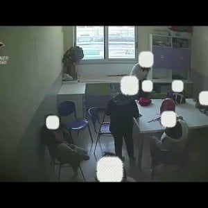 Bari, maltrattamenti sui bimbi autistici in istituto: "Furono un abuso di misure di correzione"