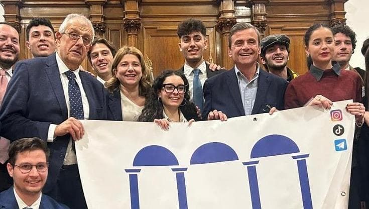 L’incontro Calenda-Varchi, gli studenti chiedono i crediti