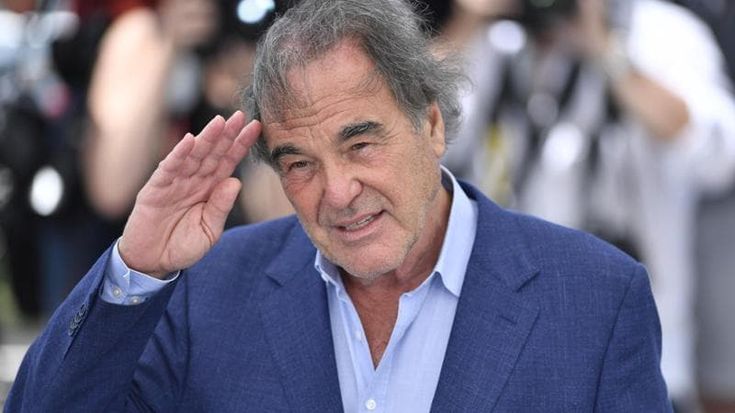 Oliver Stone: “Dico sì al nucleare così vinceremo la battaglia sul clima”