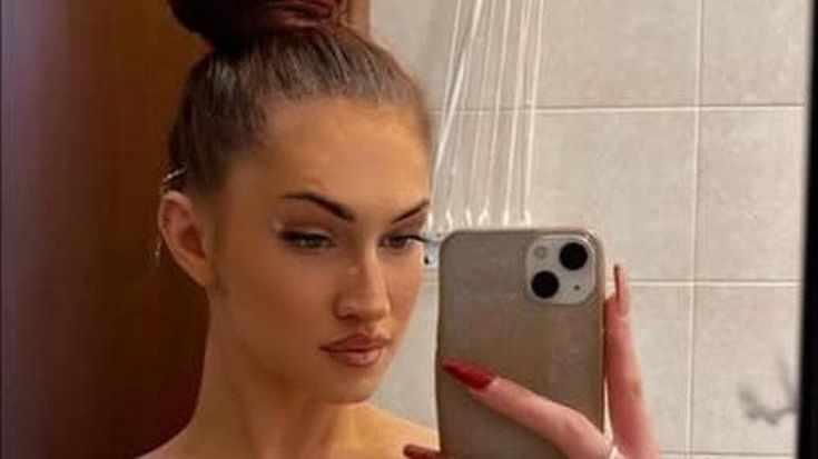Accetta il passaggio di un’amica ma l’auto finisce contro un muro: Camilla Villani muore a 20 anni
