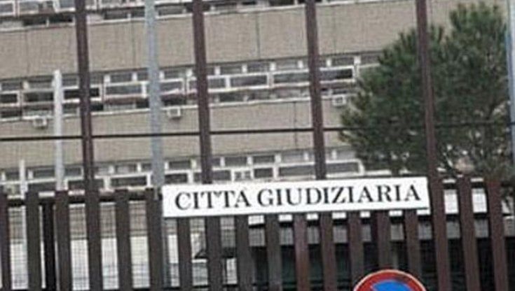 Tribunale, al via i sierologici per il personale, ma i sindacati sono sul piede di guerra