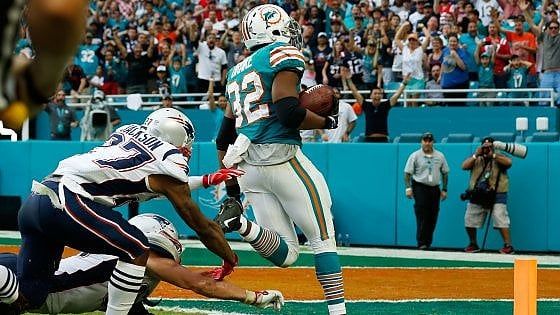 Nfl, miracolo a Miami, Brady fa il record e va ko