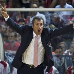 Basket, Milano si separa da Banchi. Va via il coach dello scudetto 