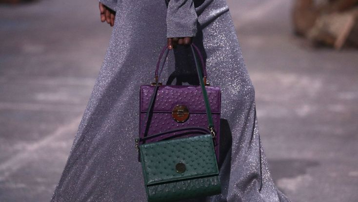 Parigi fashion week: le borse più belle viste in passerella. Da avere per l'inverno 2022