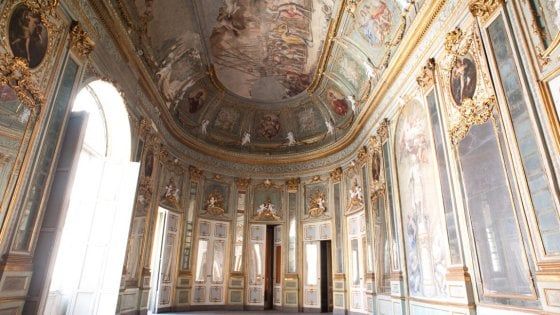 Napoli, palazzo Doria d’Angri: il piano nobile in vendita per 5 milioni 