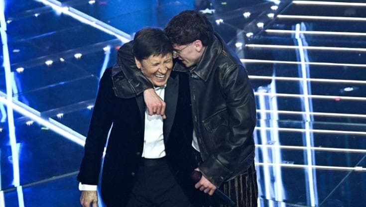 Morandi e Tredici Pietro, padre e figlio sul palco di Sanremo: “Qualcosa che mi porterò dentro”