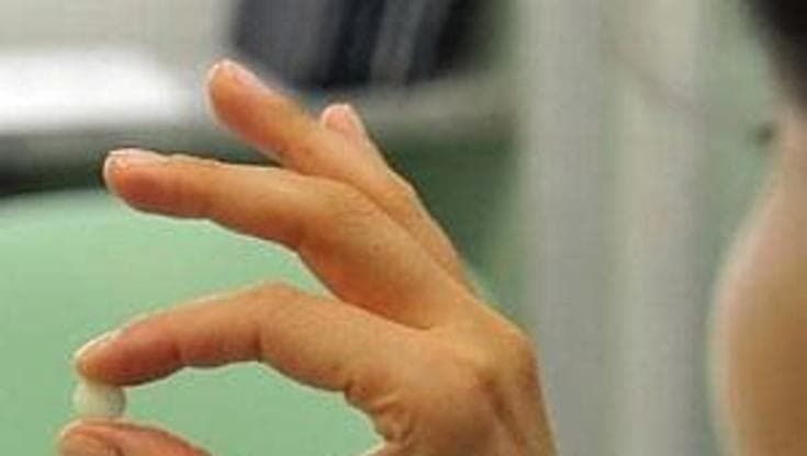 Melatonina, aiuta a dormire ma attenzione alle dosi