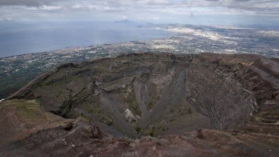 Vesuvio, in caso di eruzione il rifugio per gli abitanti di Pompei  sarebbe la Sardegna