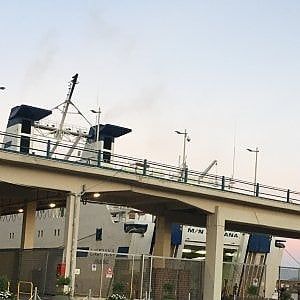 Traghetto guasto, ritardi record