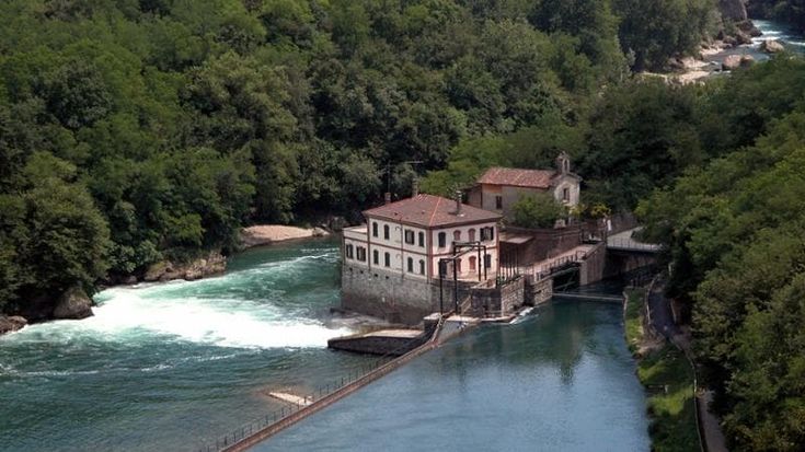 Energia, slitta l’aiuto alle imprese. L’Europa non cede sulle dighe