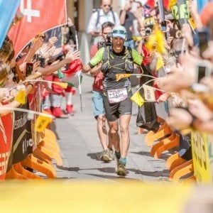 Tor des Géants , dopo 74 ore di gara  il valdostano Collè vince la corsa più dura del mondo
