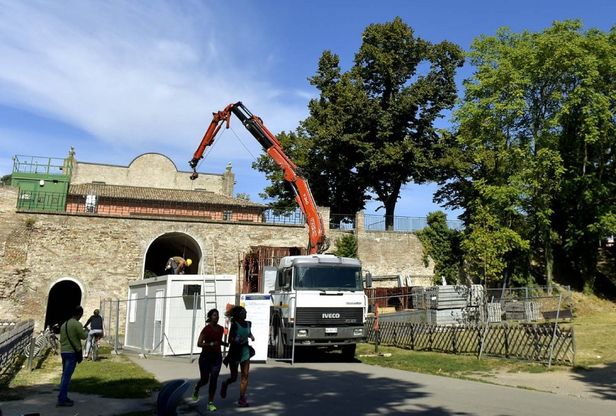 Parma, iniziato il restauro dell'ingresso principale della Cittadella