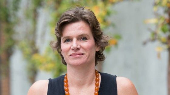 Mazzucato denuncia: “Residenza negata nel Regno Unito”