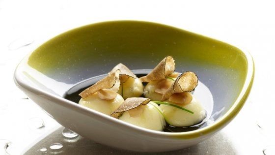 Tra colombacci, spirulina e limoni di mare, l'illusionismo gastronomico di Giuliano Baldessari