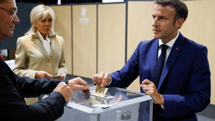 Elezioni in Francia: ora il capo dell’Eliseo teme cinque anni da "anatra zoppa"