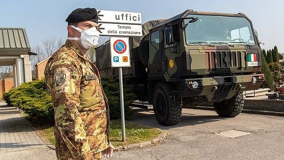 Cambia la circolare sui tamponi. Scompare la precedenza ai militari 