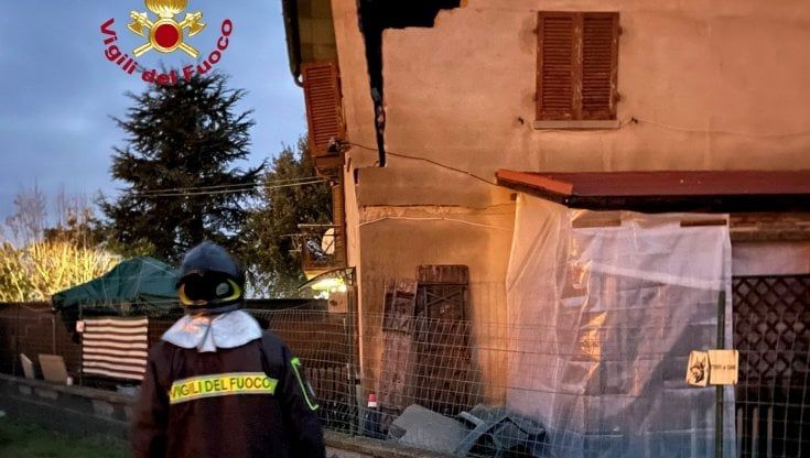 Esplosione in casa, ferita donna incinta a Cortona
