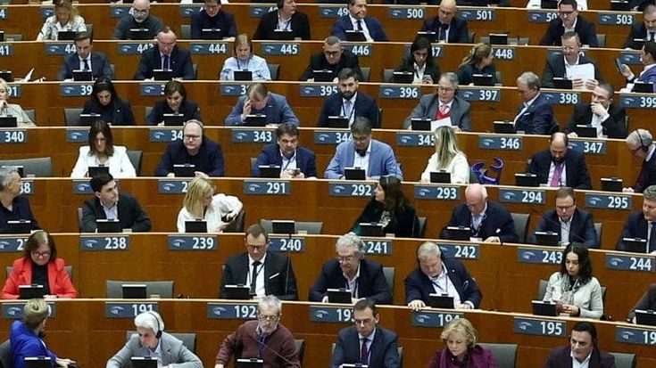Dazi, via libera del Parlamento all'accordo Usa-Ue. Ora parte il negoziato