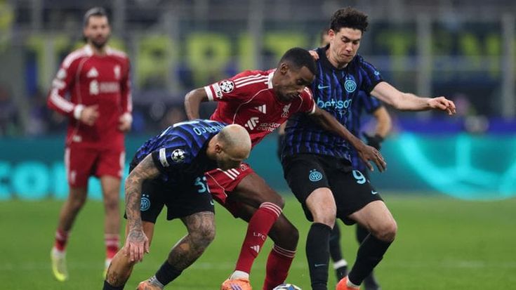 Le pagelle di Inter-Liverpool: Bastoni ingenuo, Mkhitaryan inesauribile