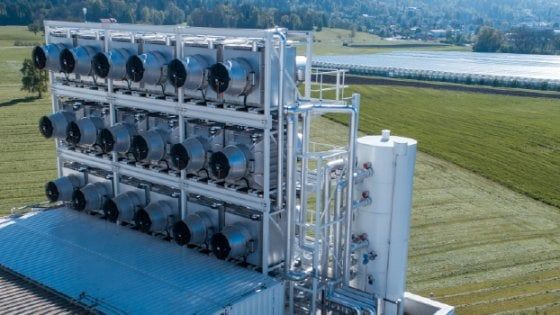"Catturiamo CO2 e la trasformiamo in fertilizzante", in Svizzera il primo impianto commerciale al mondo