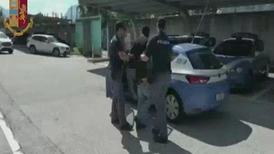 Mafia nigeriana, decine di arresti in Italia e all'estero: il quartier generale a Bari