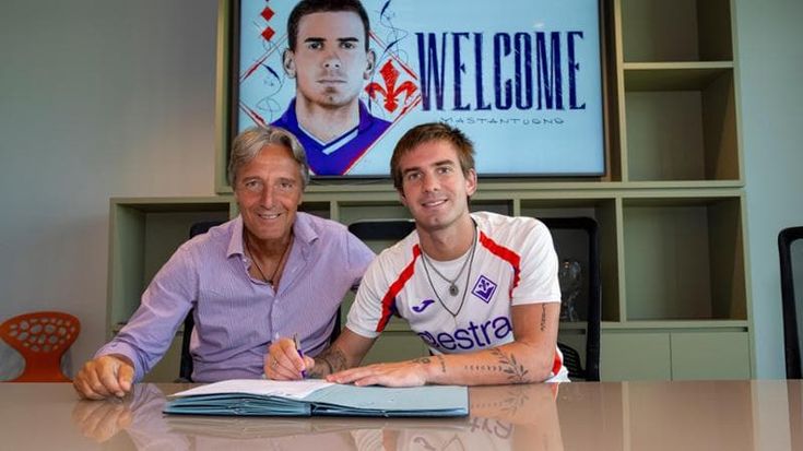 Mastantuono, firma ed entusiasmo: “Ho scelto la Fiorentina perché ha una grande storia”