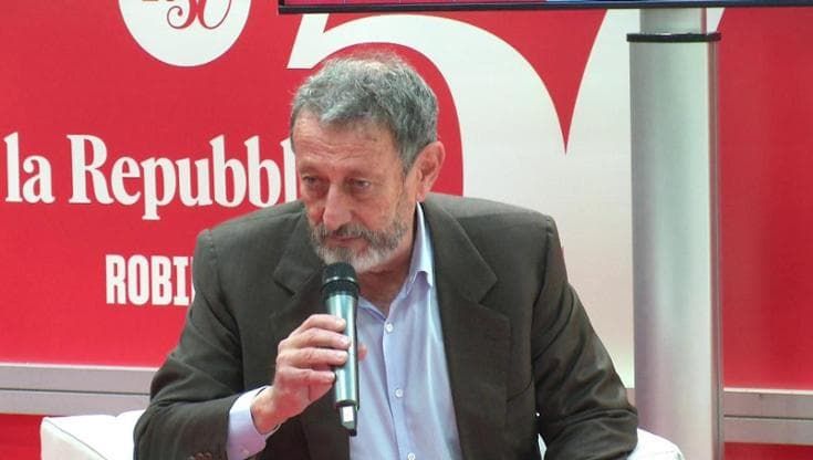 Serra ai lettori: "Scrivo da 50 anni, non mi autocensuro ma sento la responsabilità della parola"