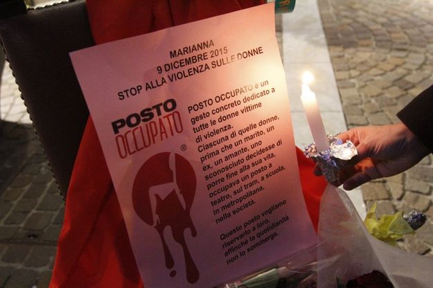 Gallarate, fiaccolata per ricordare Marianna e contro il femminicidio
