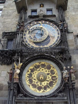 Turismo del tempo, orologi in giro per il mondo
