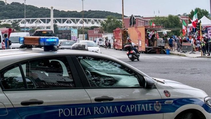 La Roma paga per la sicurezza allo stadio: 11mila euro a partita ai vigili urbani