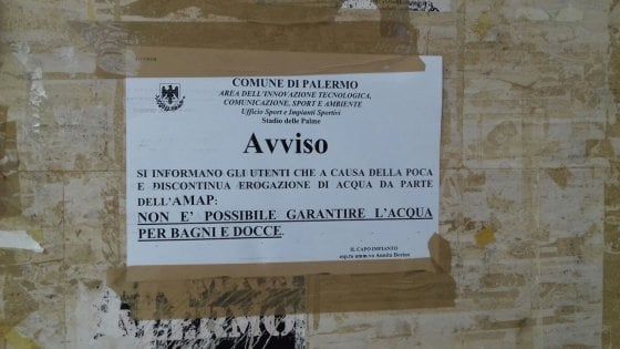 Palermo, stadio delle Palme senz'acqua: niente bagni e docce per gli atleti