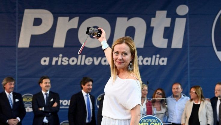 Meloni al Washington Post: "Non sono un mostro e non ho bisogno di sentirmi accettata dall'Ue. Se italiani lo vogliono, sarò premier" 