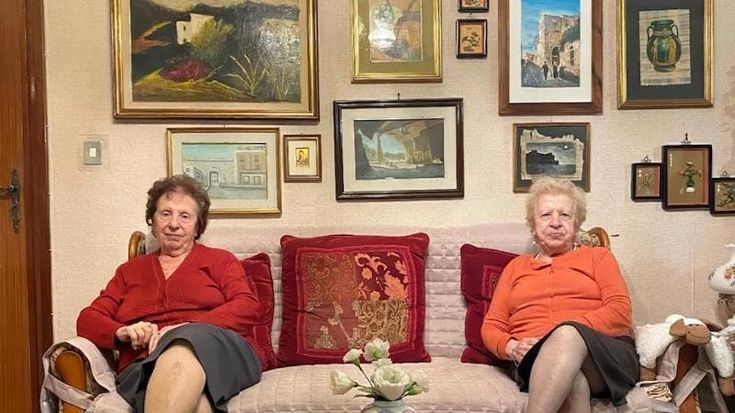 Colapesce oltre la musica: le sue fotografie in mostra