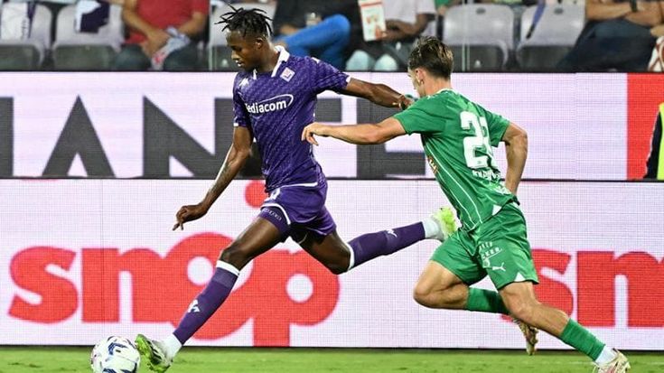 Fiorentina alla fase a gironi di Conference League: doppietta di Nico Gonzalez, 2-0 al Rapid Vienna