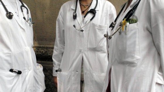 Sciopero dei medici: venerdì stop a migliaia interventi 