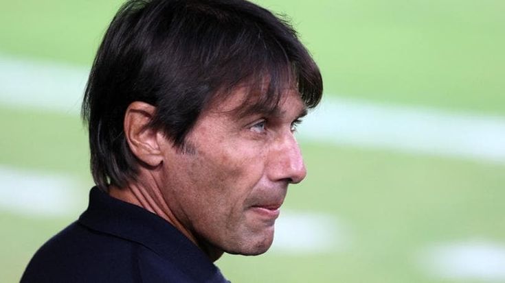 Napoli, Conte pensa solo al presente: “Il massimo contro il Como. Il mio futuro? Non commento voci”