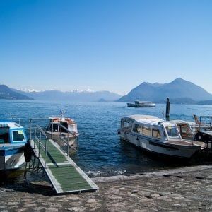 La grande siccità prosciuga anche il lago Maggiore: giù di cinque centimetri ogni giorno