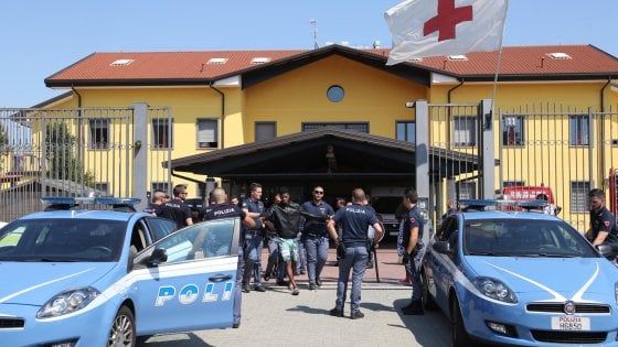 Milano, sette condannati per il principio di incendio e rivolta al centro accoglienza immigrati