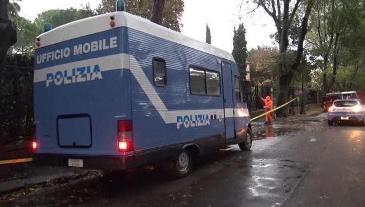Femminicidio, il camper della Polizia fa tappa a Caracalla