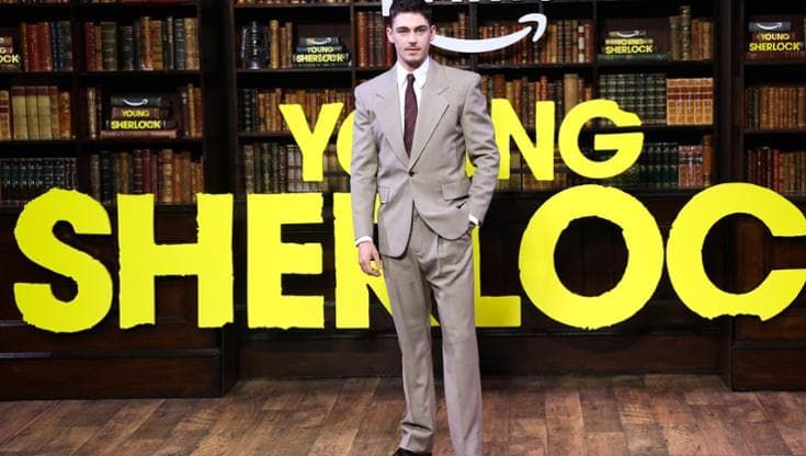Il giovane Sherlock Holmes indaga ai Quattro canti