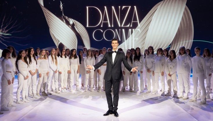 Roberto Bolle e 'Danza con me', fra intrattenimento e tecnologia il nuovo anno si apre con la grande danza su Rai 1