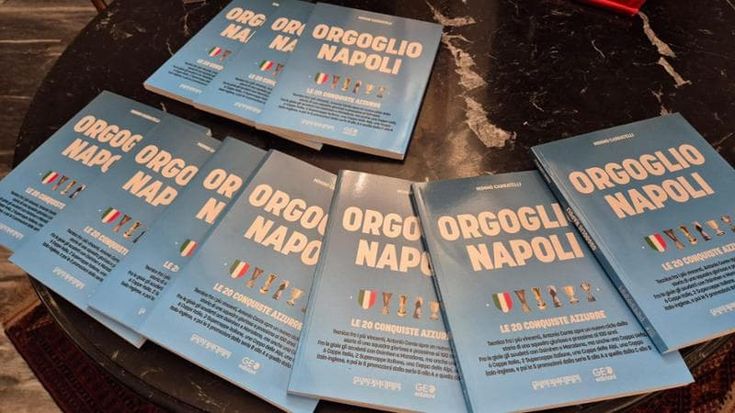 “Orgoglio Napoli”, Carratelli in viaggio tra i trofei azzurri. De Laurentiis: profondo conoscitore