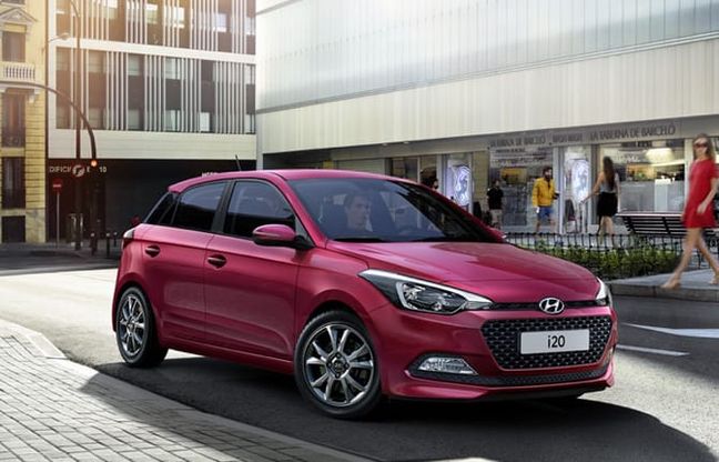 Hyundai i20, la gamma si rinnova
