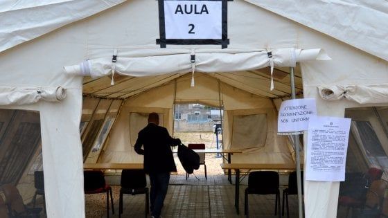 Palagiustizia di Bari nella tendopoli, ministero condannato a risarcire penalista