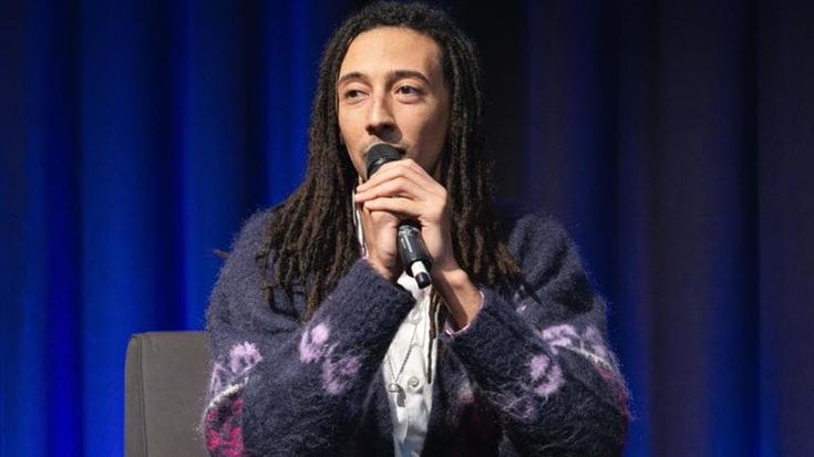 L’appello di Ghali: “A scuola parlate dei migranti e di chi attraversa il Mediterraneo”
