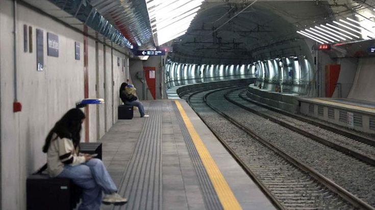 Viaggio sulla Linea 7: “Campus non più isolato, ma troppi cambi treno”