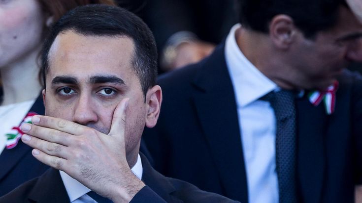 Nel M5S intorno a Fico cresce il fronte anti Lega. Di Maio teme il ribaltone