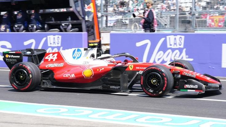 Hamilton boccia la Ferrari: “Divario enorme con la Mercedes”. Leclerc: “Queste qualifiche una farsa”