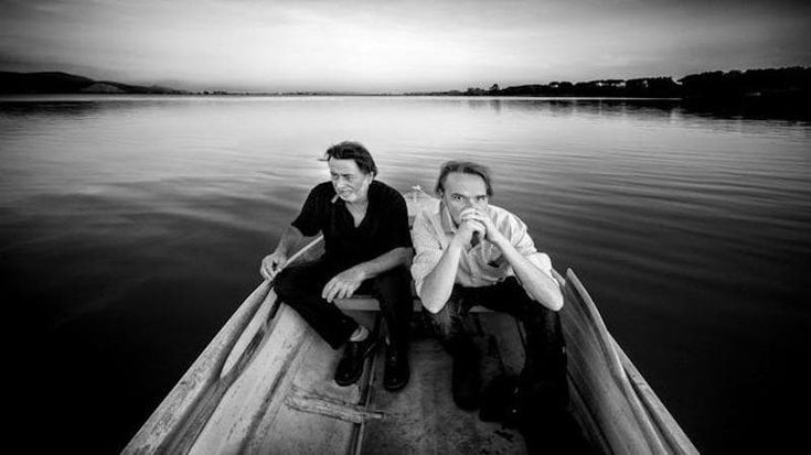 Hugo Race e Maroccolo stasera nella chiesa di Santa Maria la Nova con “The Vigil”